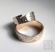 Weddingrings with fish eyes.jpg