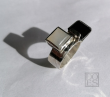 Gedenk-ring.jpg