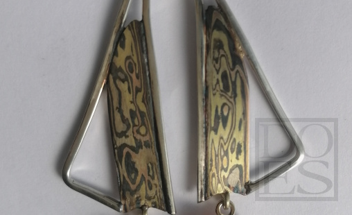 Elven-oorbel-zwart-gepatineerd.jpg